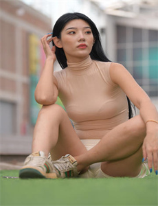 和搜子居同的日子1中文